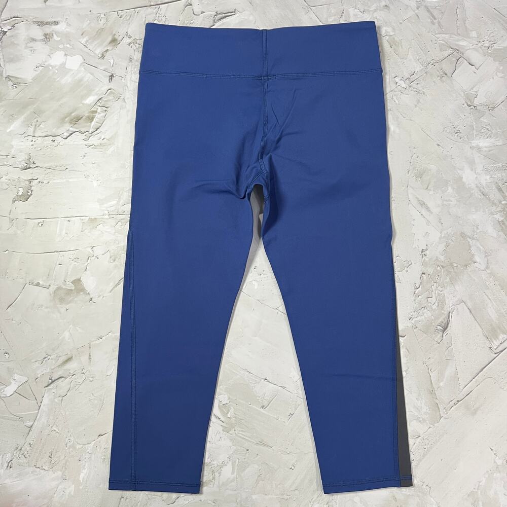 Aether High Rise Crop Leggings Blue Colorblock Size M Compression Performance - Picture 2 of 9